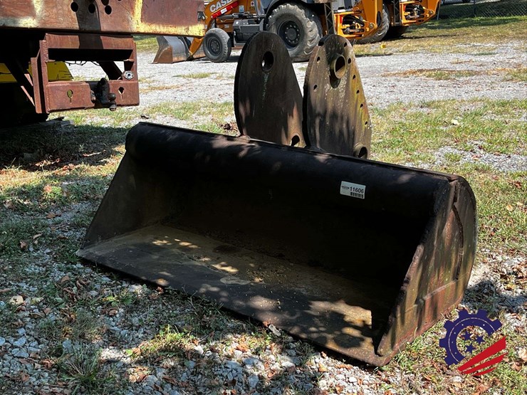 caterpillar-225-image-2