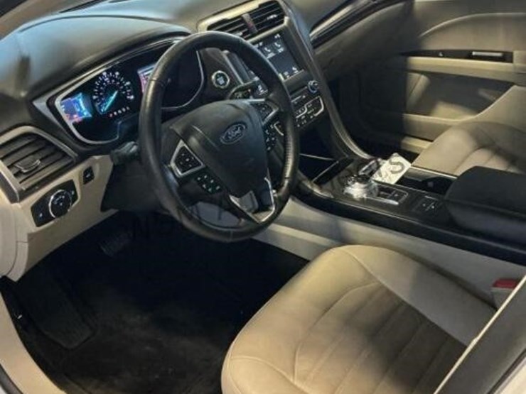 2018-ford-fusion-sdn-image-22