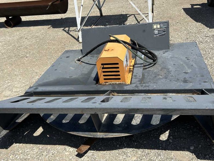 #217-•-skid-steer-72"-rotary-cutter-for-image-4