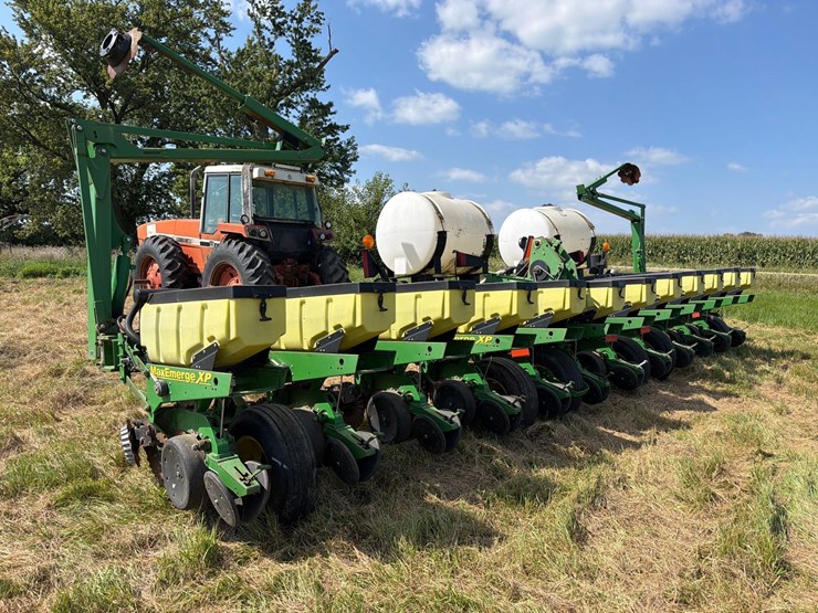 john-deere-1760-image-2
