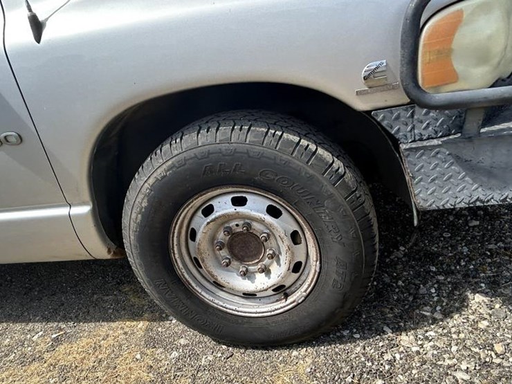 2003-dodge-ram-2500-image-16