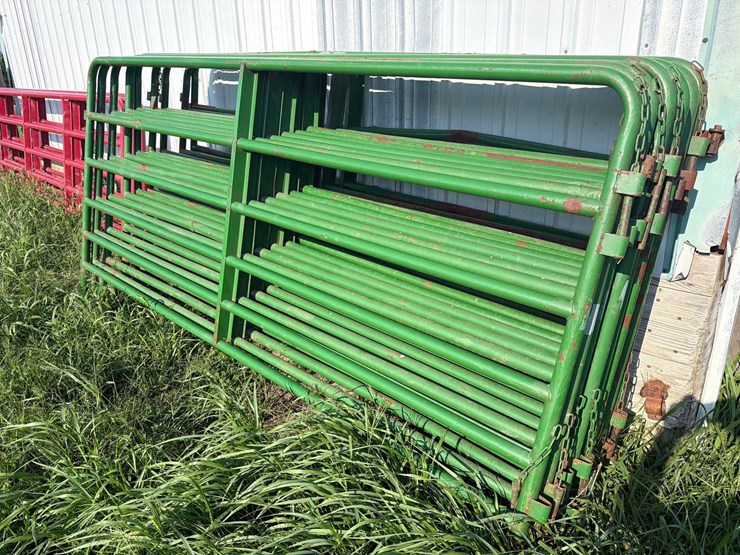 9-10ft-corral-panels-image-8