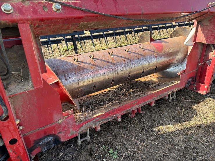2005-case-ih-1020-image-52