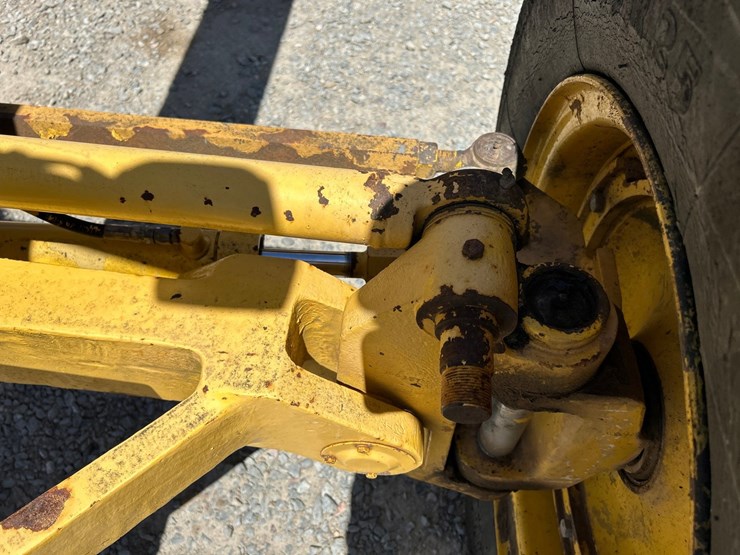 komatsu-gd650a-image-22