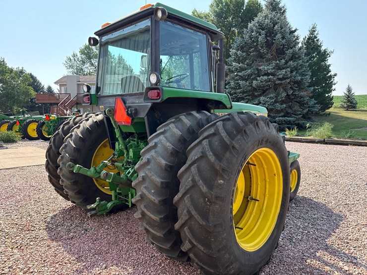 1979-john-deere-4440-image-4