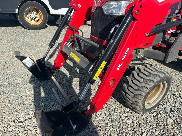 2021-massey-ferguson-1805-image-17