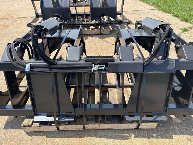 new-stout-76-inch-skidloader-utility-grapple-bucket-image-6