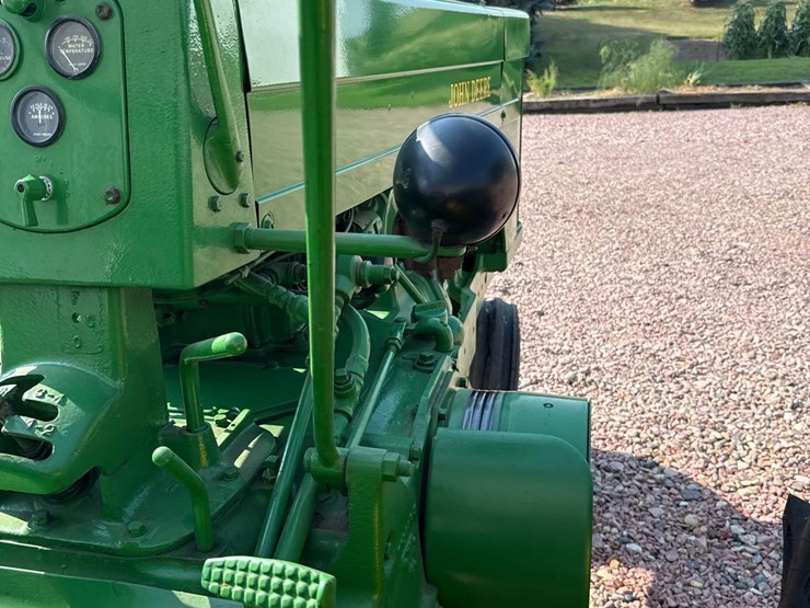 john-deere-70-image-33