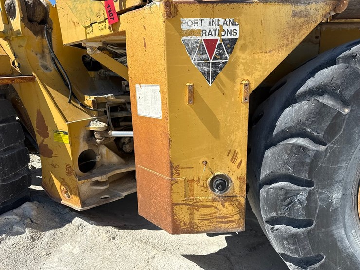 caterpillar-988-image-44
