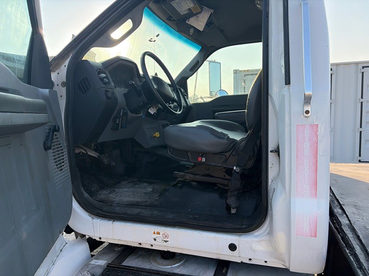 2015-ford-f750-image-11