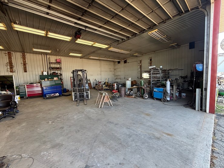 #60000-•-29.92-acre-farm-with-home,-barns-&-outbuildings-image-89