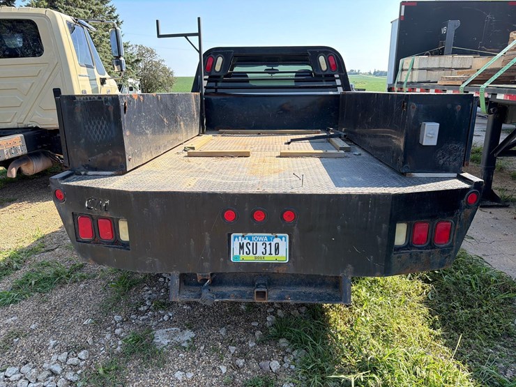 2006-chevrolet-3500-image-5