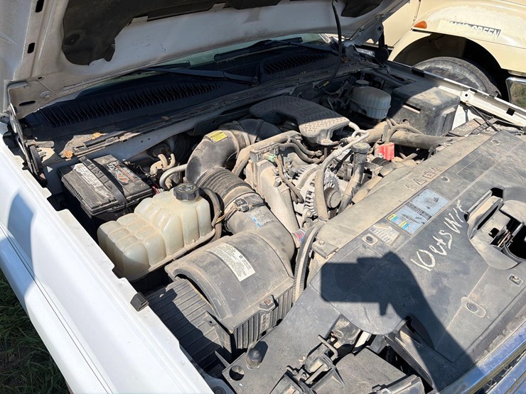 2006-chevrolet-3500-image-56