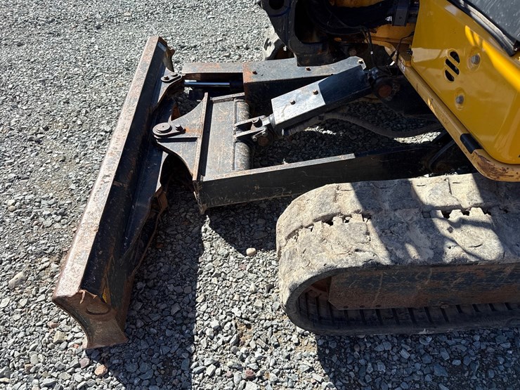 deere-35g-image-71