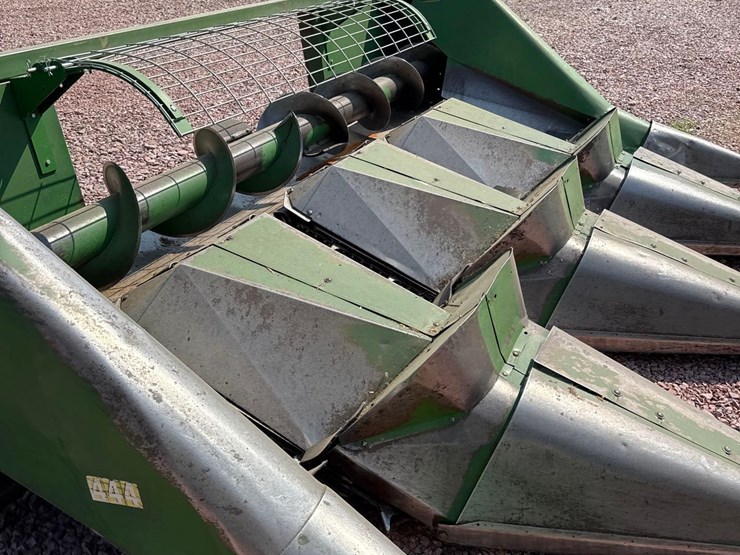 john-deere-444-image-24