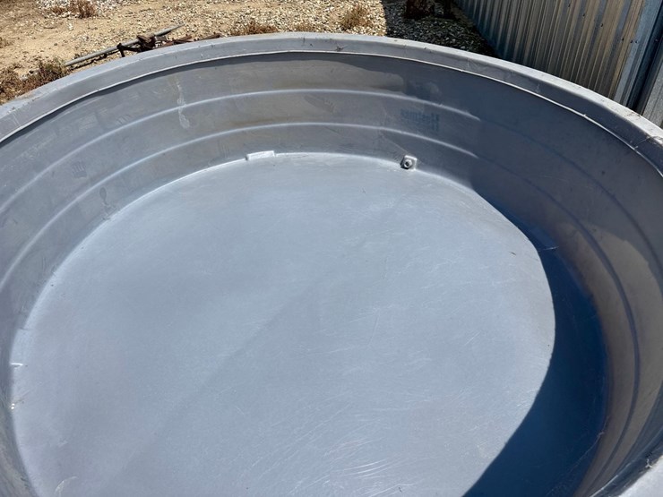 hastings-7ft-cattle-water-tank-image-5