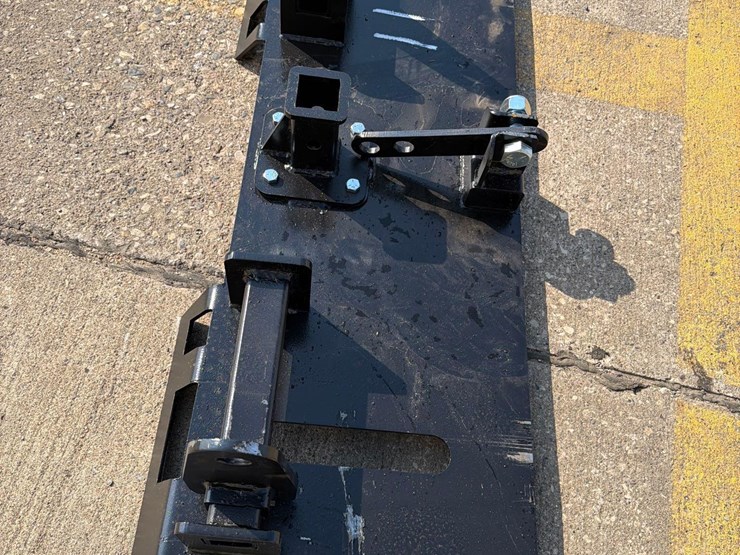 heavy-duty-skidloader-3pt-back-plate-image-6