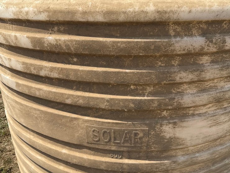 1200-gallon-poly-tank-image-8