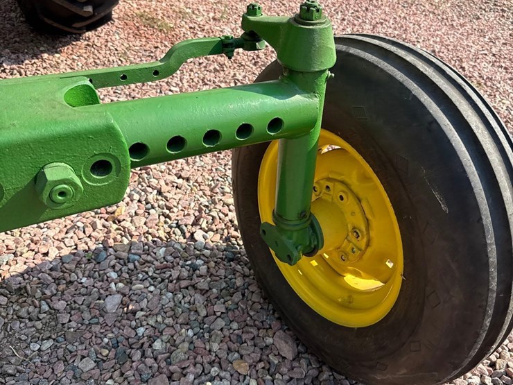 john-deere-730-image-9