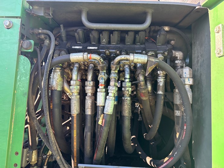 deere-803mh-image-73