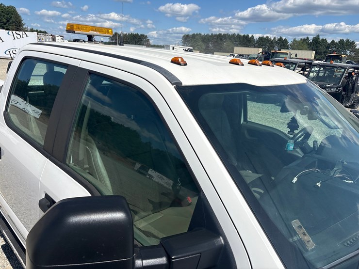 2017-ford-f350-image-23