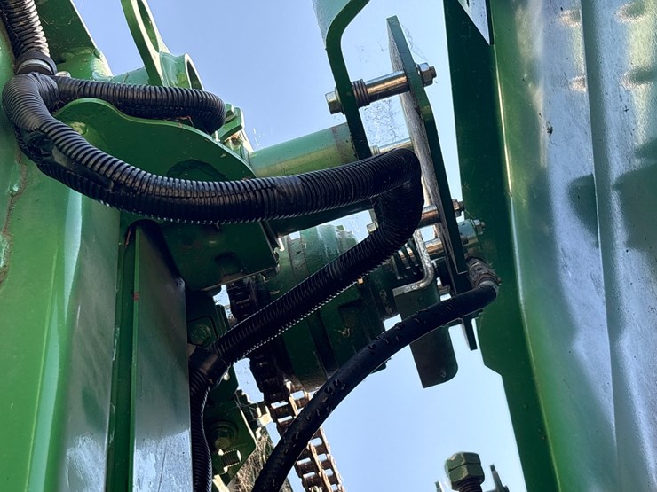 john-deere-450-image-27