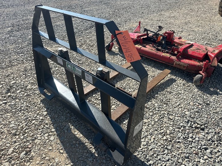 2021-massey-ferguson-1805-image-82