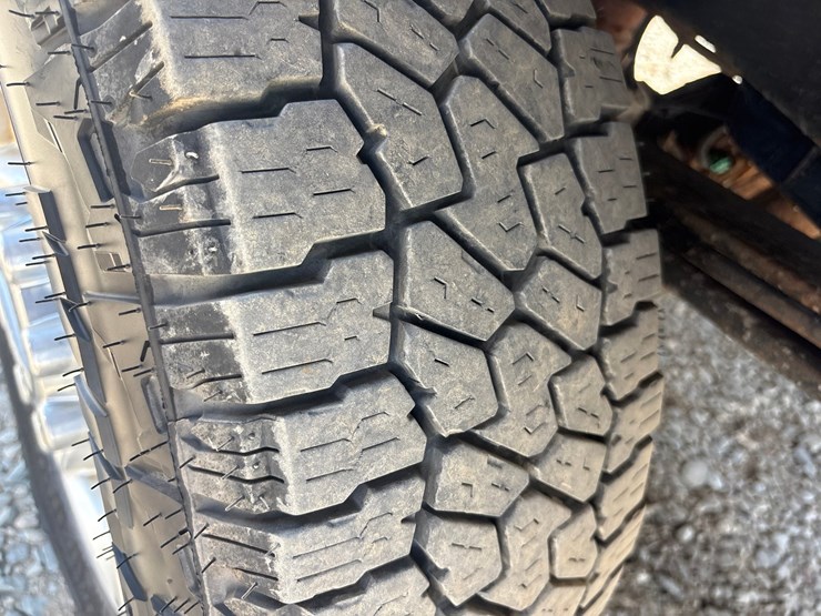 2017-ford-f350-image-67