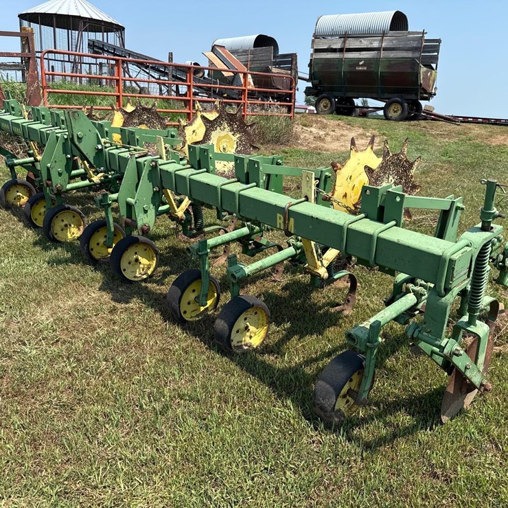 JOHN DEERE RM