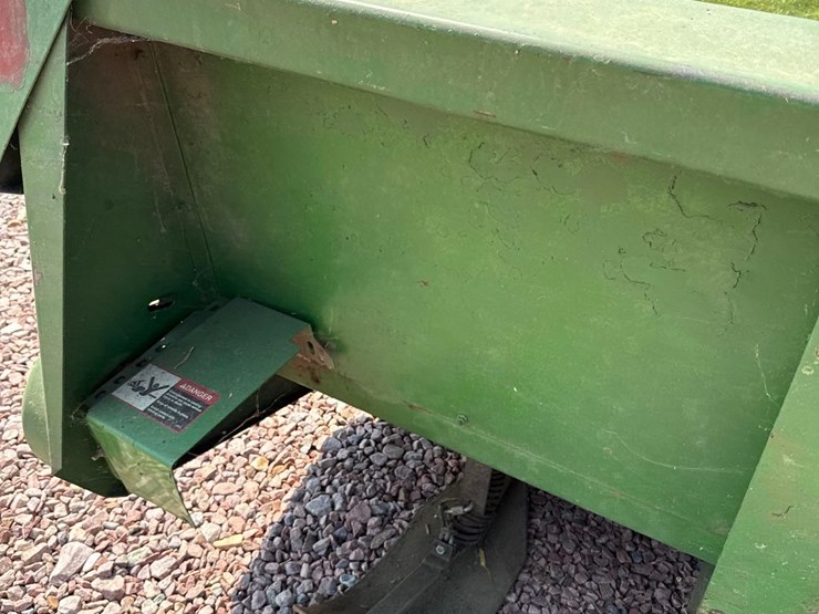 john-deere-444-image-30
