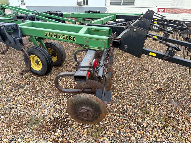 john-deere-510-image-11