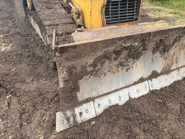caterpillar-d4h-image-58