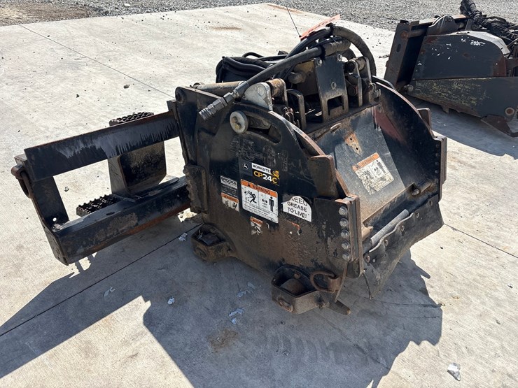 #5462-•-john-deere-cp24c-skid-steer-planer-attachment-image-5