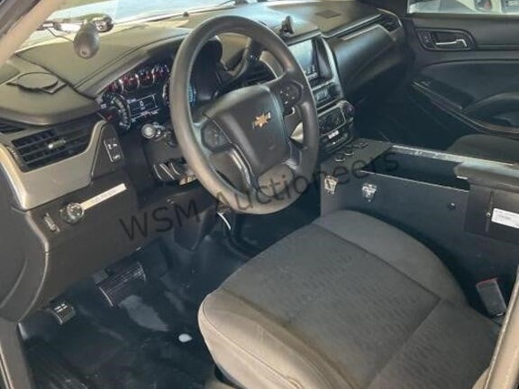2019-chevrolet-tahoe-image-21