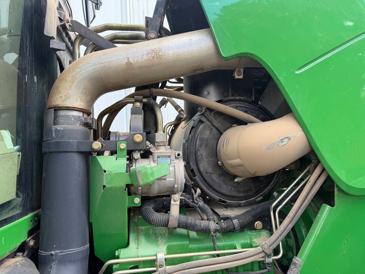 john-deere-8130-image-86