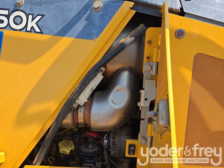 2018-deere-850k-lgp-image-38