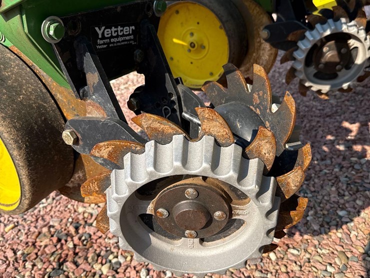 john-deere-7000-image-26