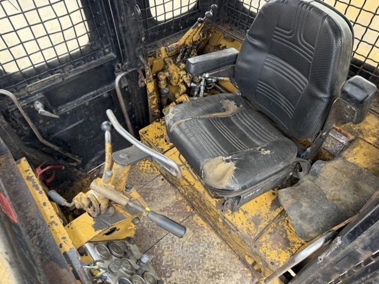 1994-caterpillar-518c-image-46
