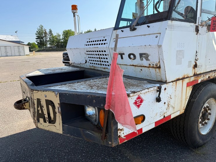#2470-•-2002-tor-truck-dr-4280-crane-truck-image-12