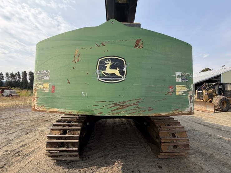 2011-deere-2454d-image-27