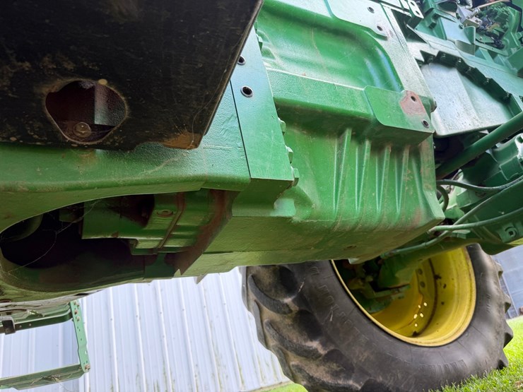 john-deere-8130-image-106