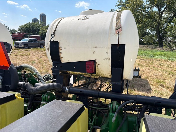 john-deere-1760-image-21