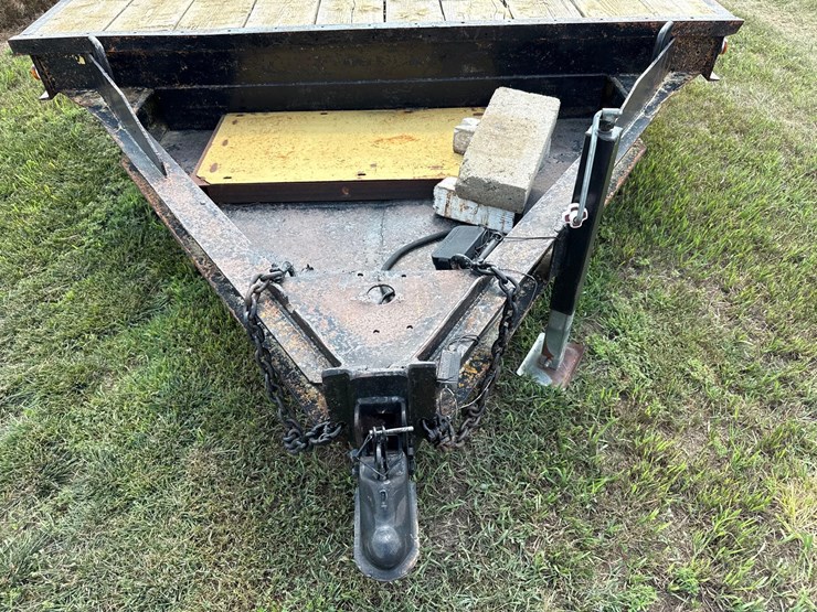 1972-fruehof-8ft-x-19ft-flatbed-equipment-trailer-image-7