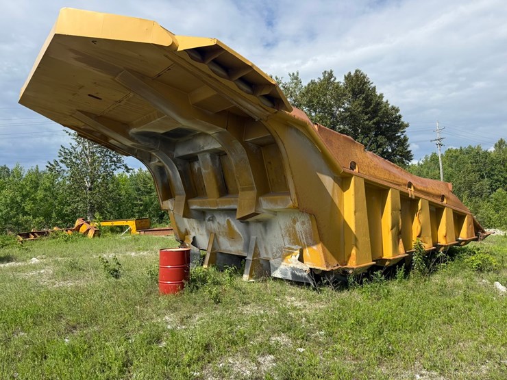 caterpillar-785b-image-1