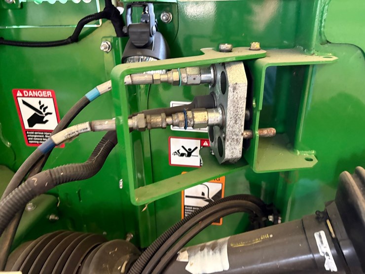 john-deere-606c-image-7