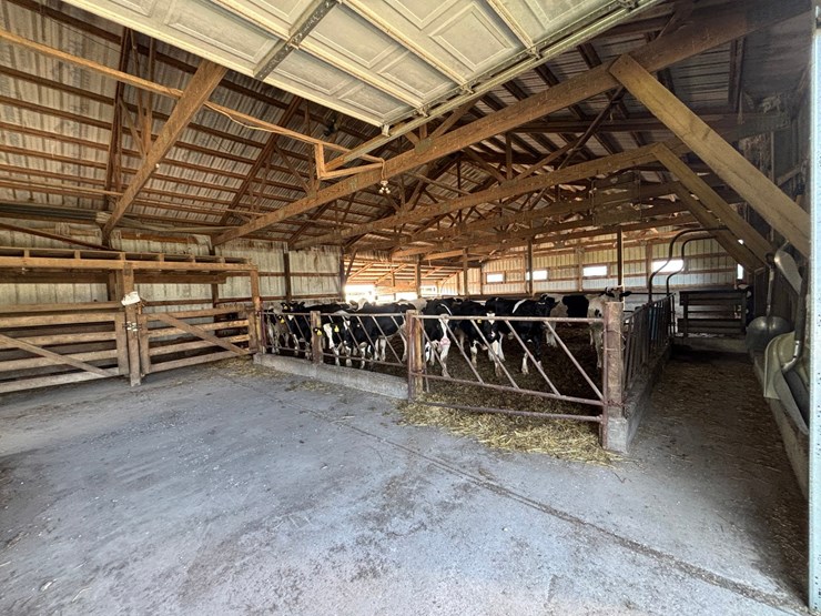 #60000-•-29.92-acre-farm-with-home,-barns-&-outbuildings-image-103