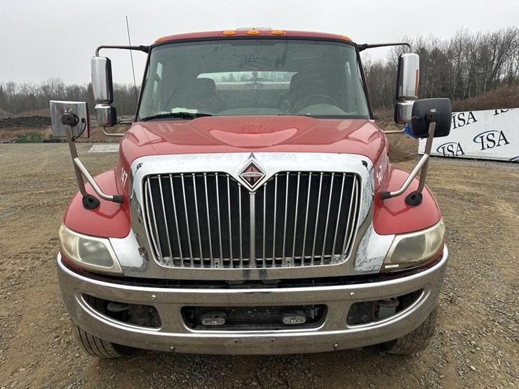 2013-international-durastar-4300-image-8