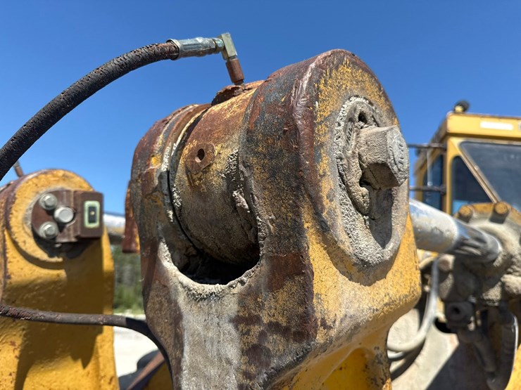 caterpillar-988-image-53