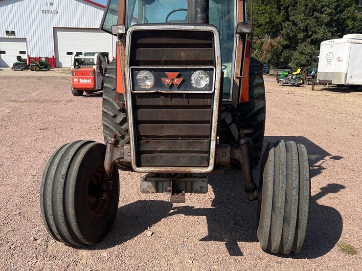 massey-ferguson-2705-image-9