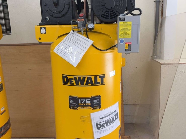 unused-dewalt-80-gallon-air-compressor-image-2